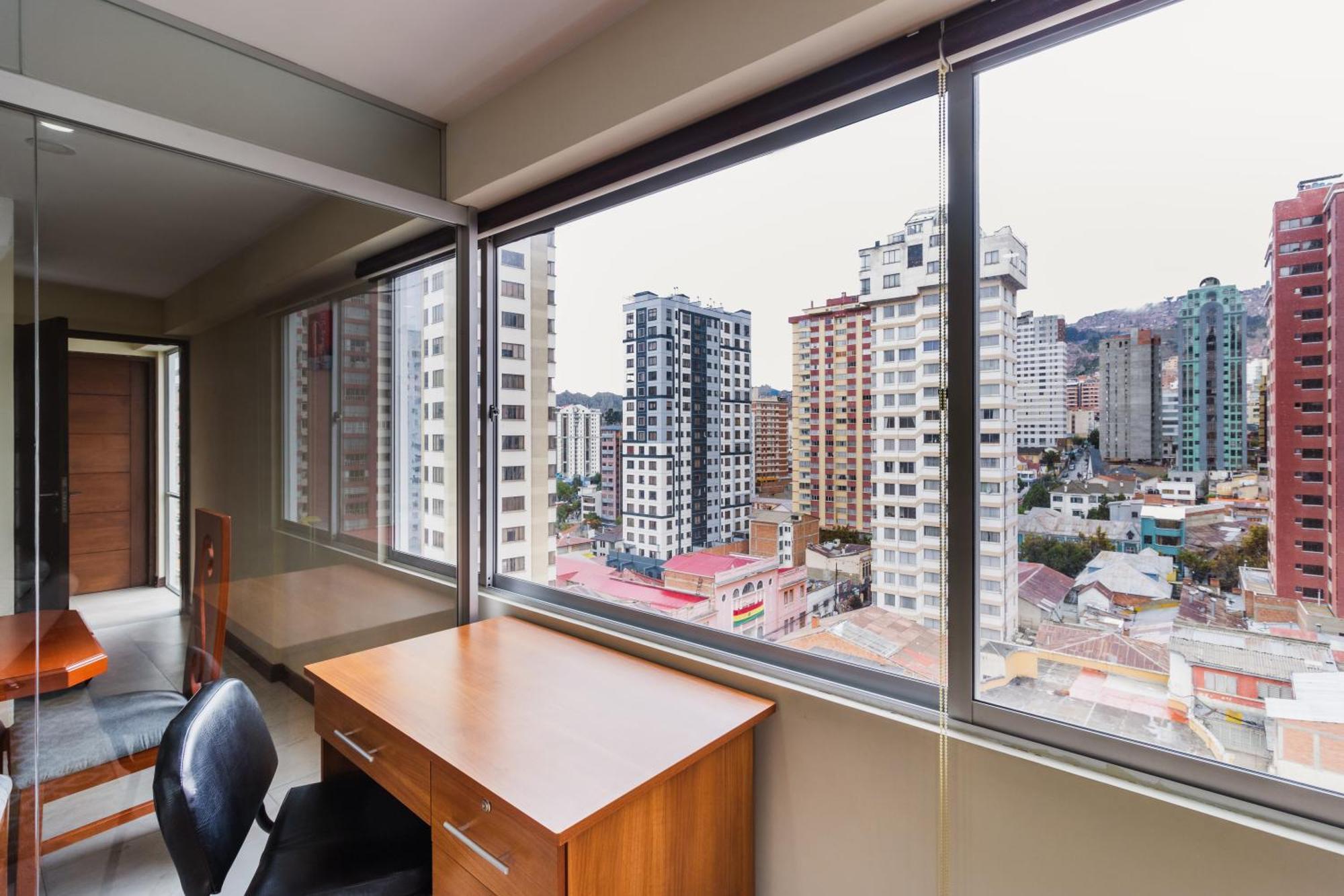 Hotel Luxstone Executive &