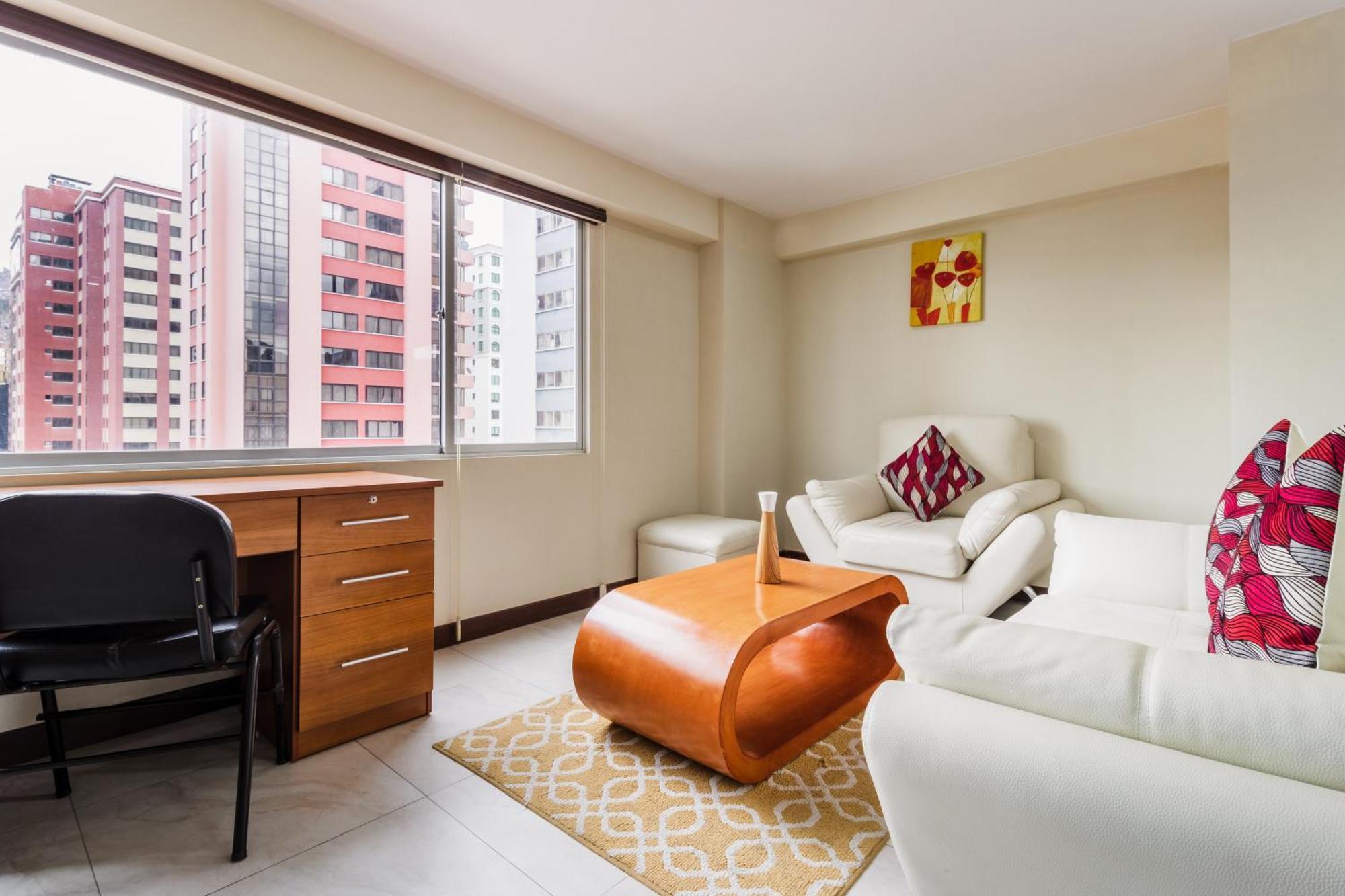 Hotel Luxstone Executive & 3*